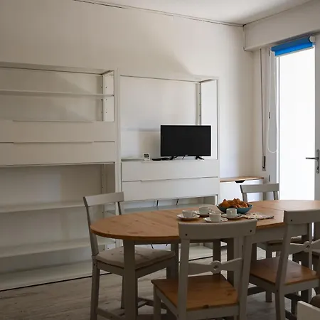 Garden-relax, Centro E Apartman Bibione