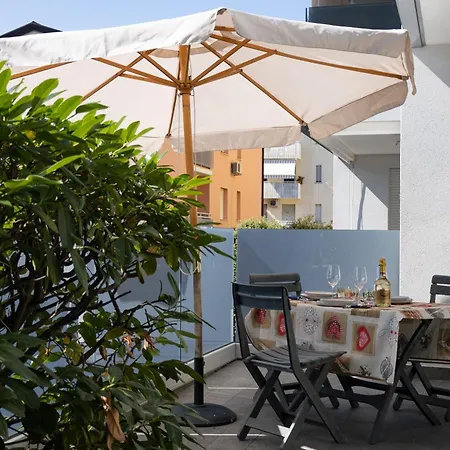 Garden-relax, Centro E Apartman Bibione